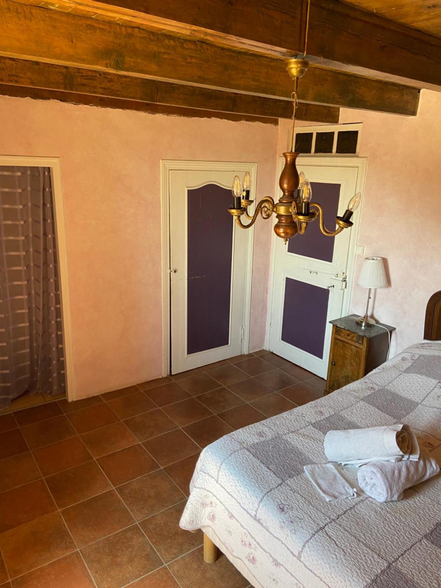 Domaine De Cousignac Bed & Breakfast Bourg-Saint-Andeol Luaran gambar