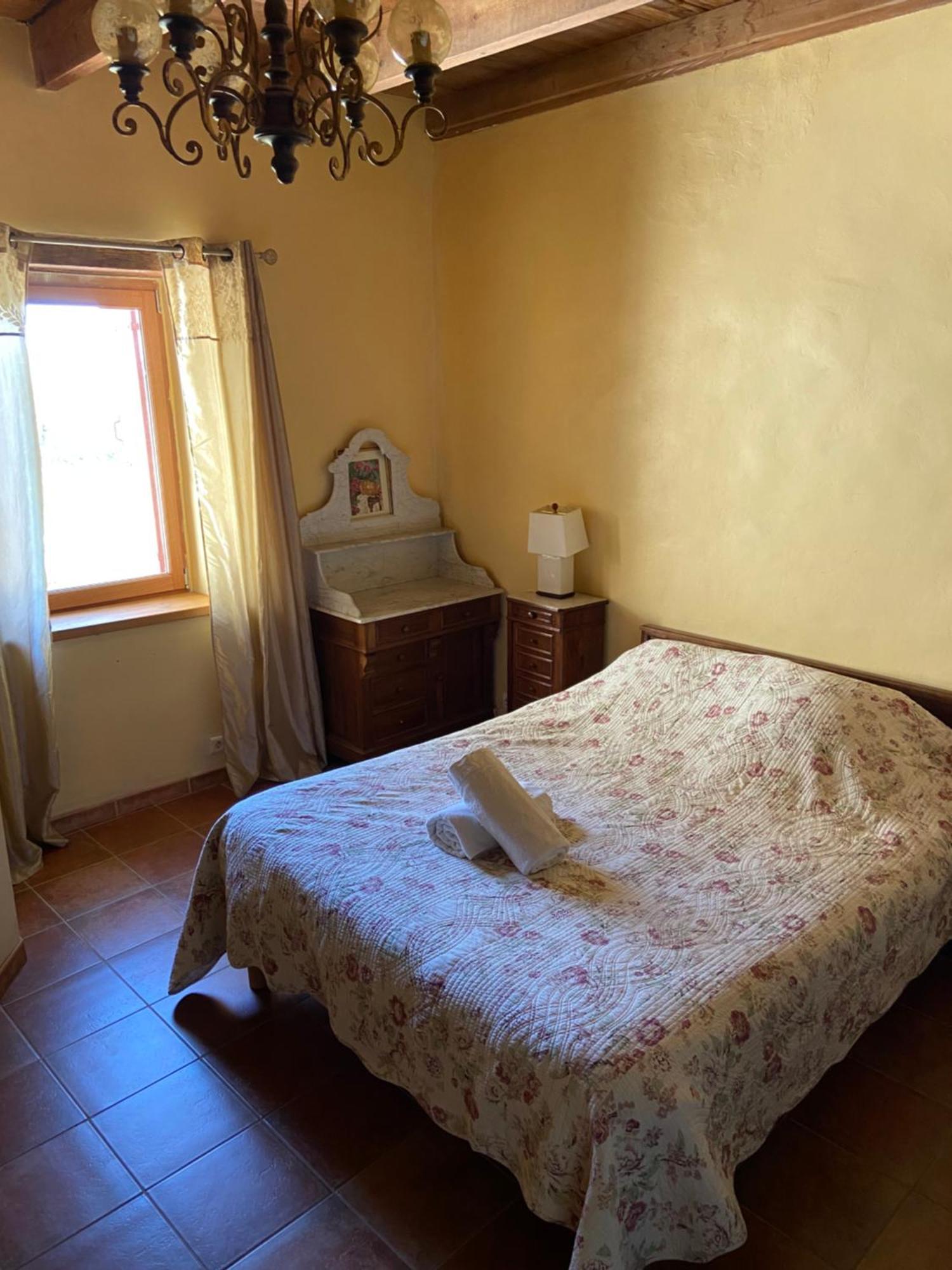 Domaine De Cousignac Bed & Breakfast Bourg-Saint-Andeol Luaran gambar